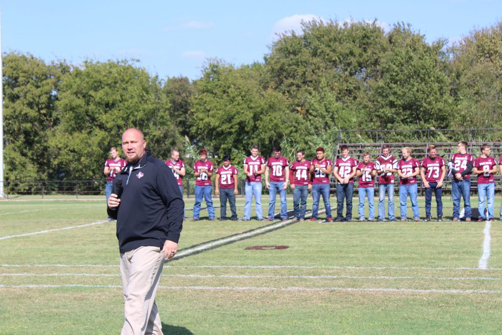 Upstart Saint Jo hosts storied Throckmorton program in nondistrict