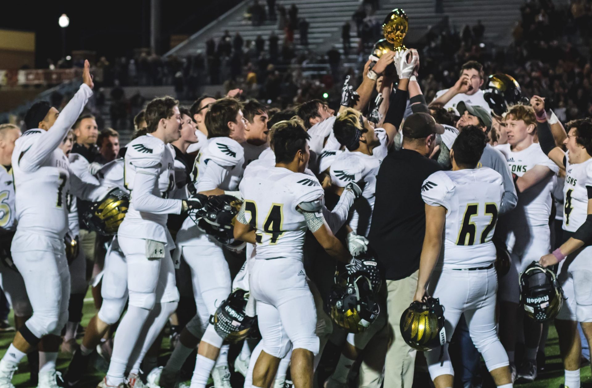 Bushland Rides Second Half Wave, Defeats Seminole To Advance To ...