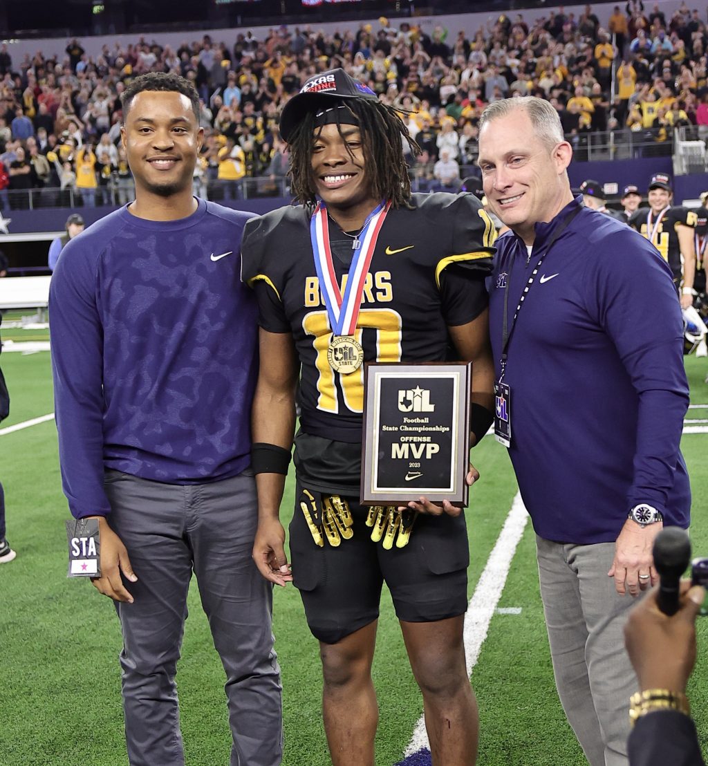 Bussey Leads Timpson to First State Title Texas HS Football