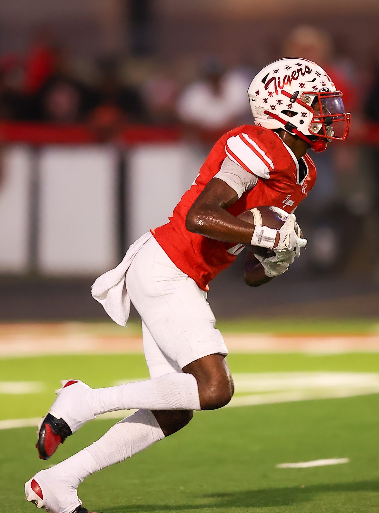 Tank Scott’s 342-Yard Night Leads Bremond Past Mart